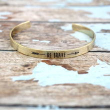 Load image into Gallery viewer, BE BRAVE Inspirational Bracelet
