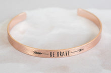 Load image into Gallery viewer, BE BRAVE Inspirational Bracelet
